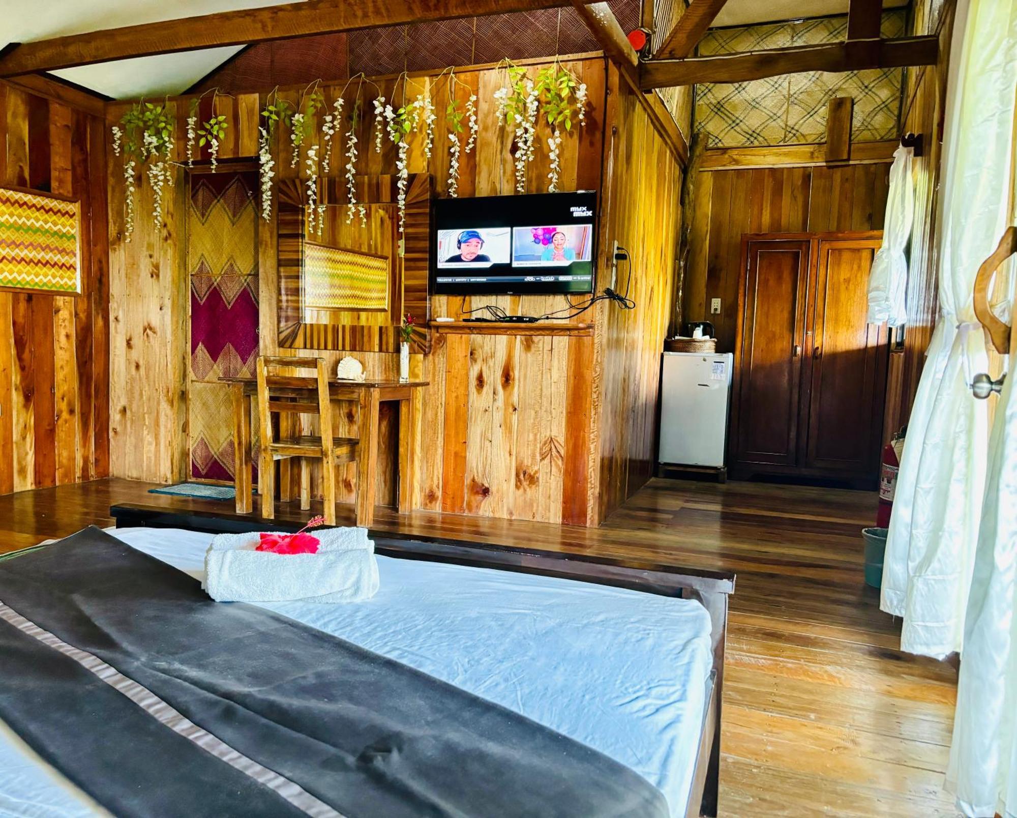 White Beach Front And Cottages Buruanga Экстерьер фото